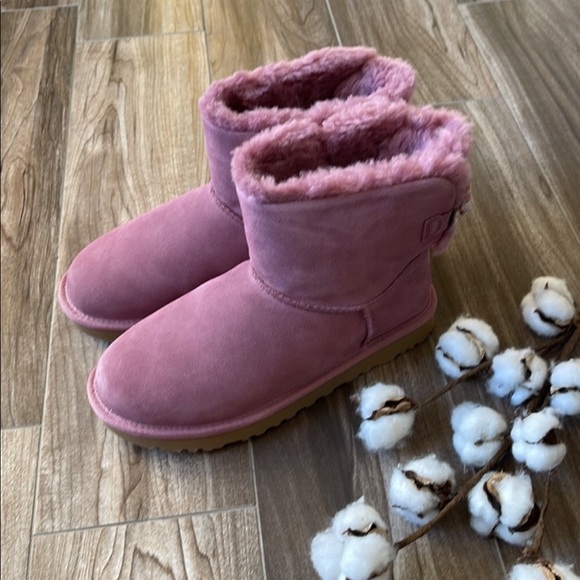 🌿UGG- MINI BAILEY BOW SPLATTER BOOTS🌿 - Picture 15 of 16